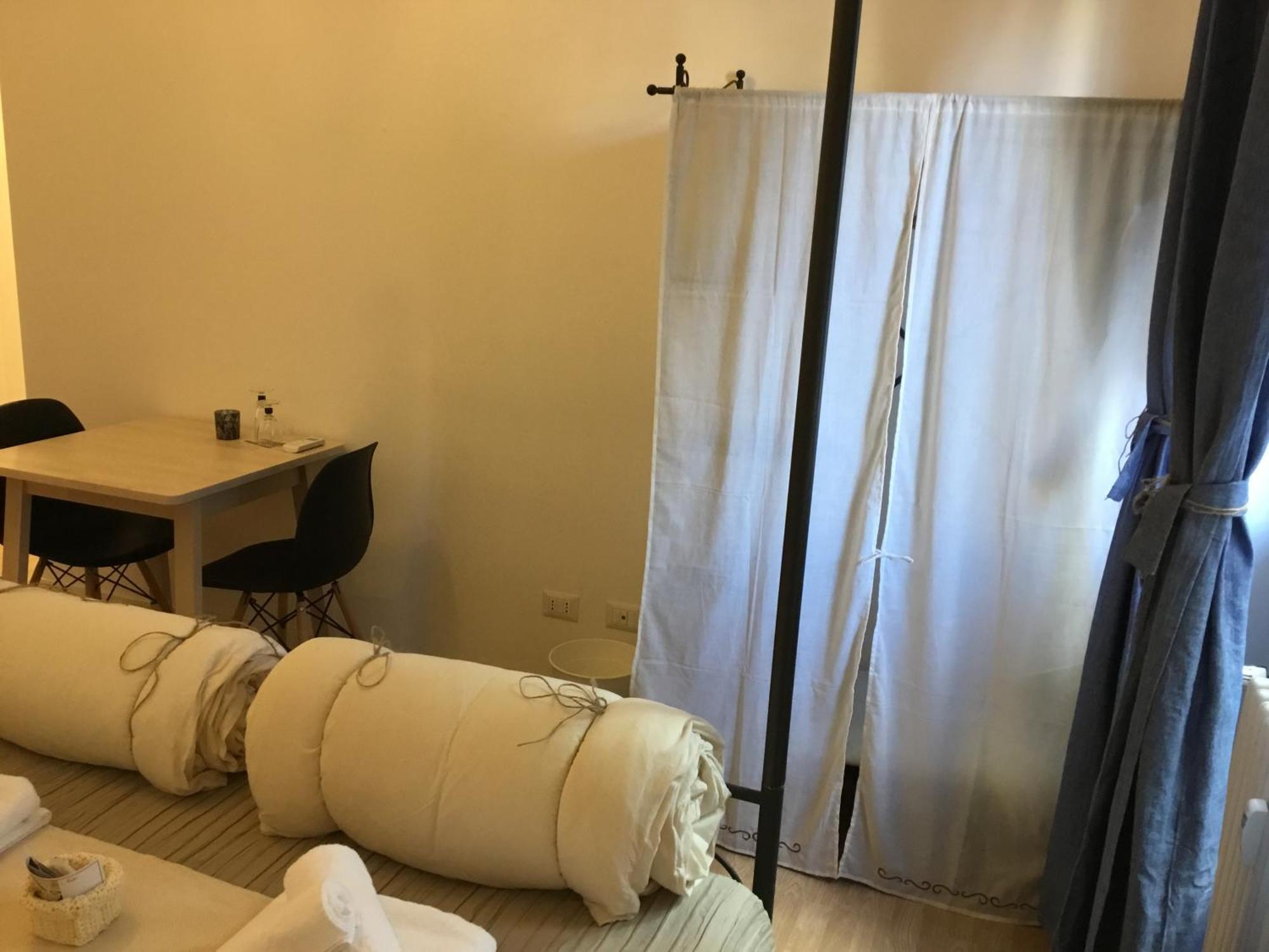 Le Fate Suites Řím Pokoj fotografie